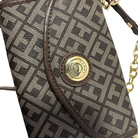 Tommy Hilfiger Small Crossbody - Picture 3 of 4